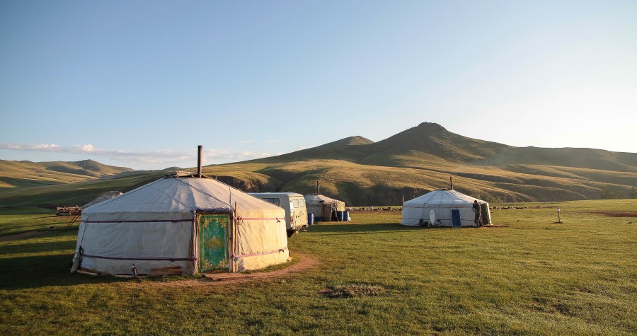 mongolia population 4